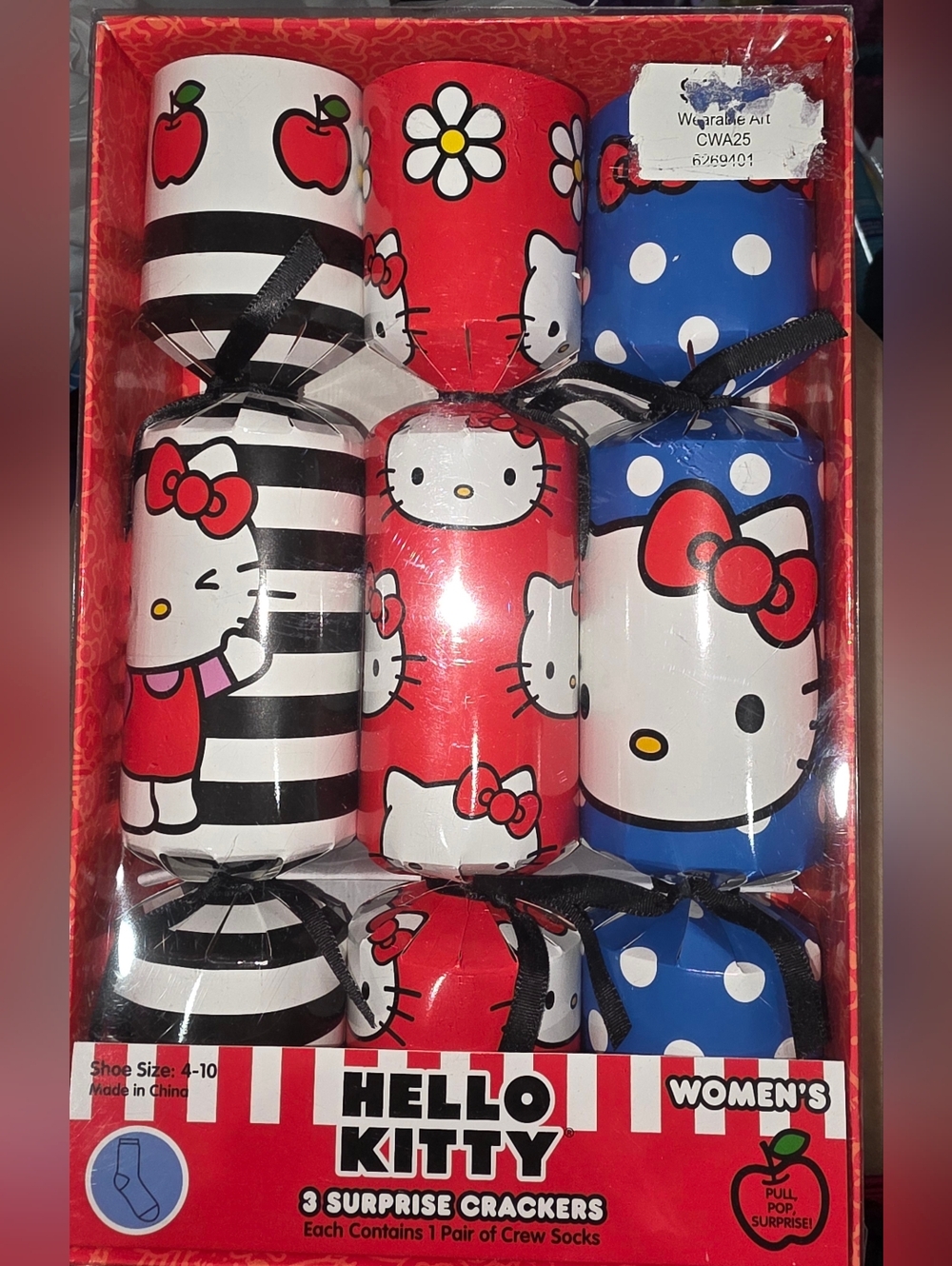 Hello Kitty Holiday Party Crackers - Red, White, Black, Blue